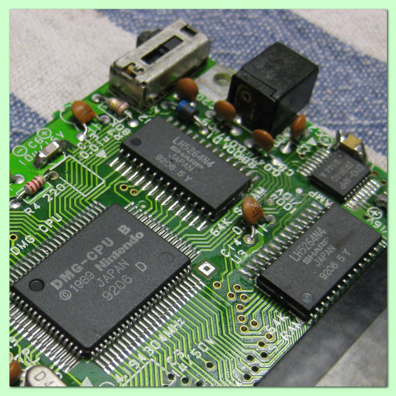 Nintendo Gameboy Classic DMG 01 (recap) Kondensatoren Austausch