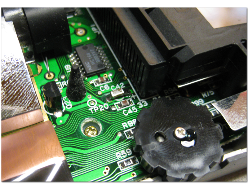 Atari Lynx 1 Kondensatortausch (ReCAP)