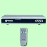 4-fach SCART RGB Umschalter & Remote